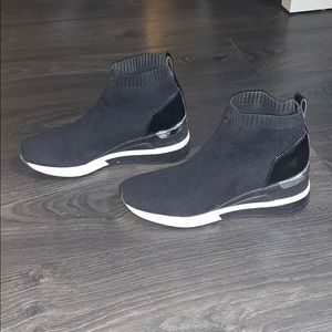 MK black shoes, US 8, skyler bootie